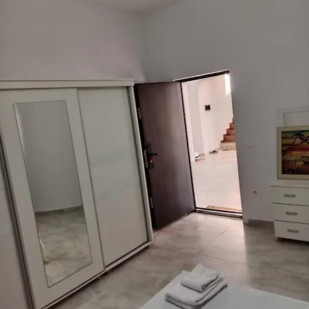 Diamond Gasthuis Durrës